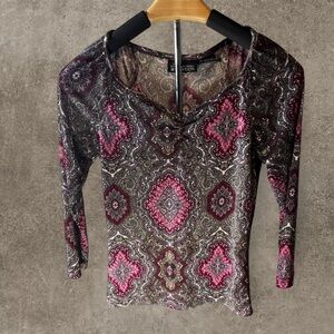 Vintage Y2K No Boundaries Black and Pink Paisley Blouse (S)